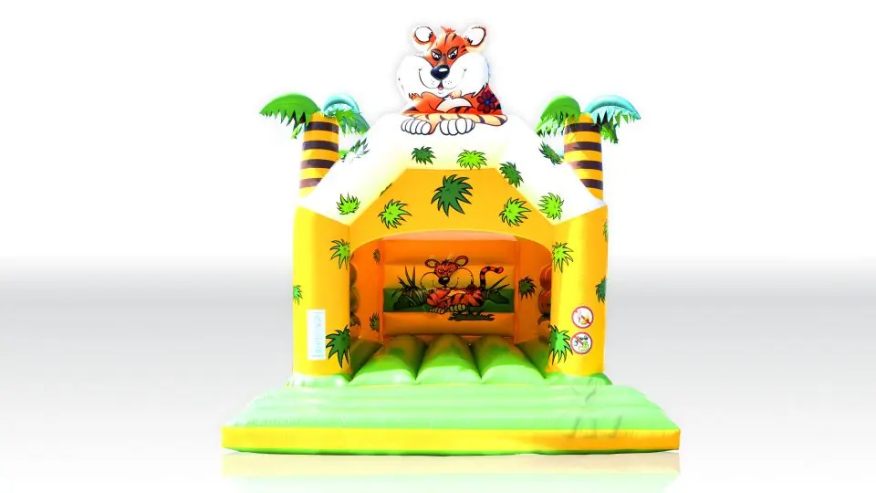 Jungle 5 x 4 m with roof commercial inflatable bounce